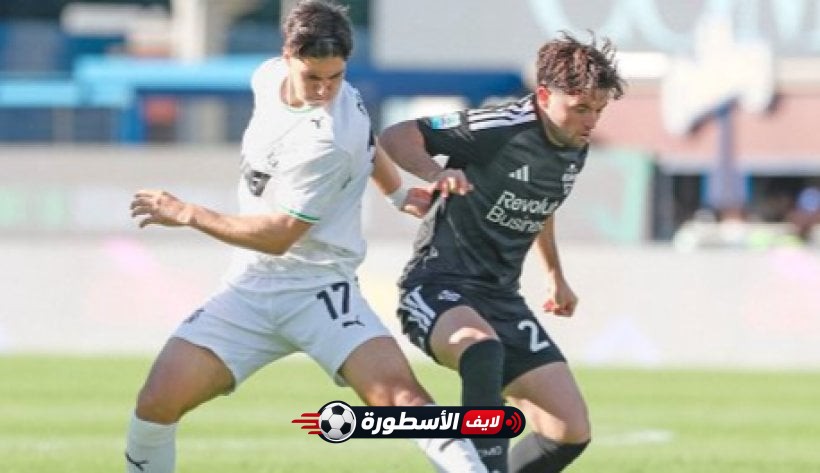 دوفيكاس يقود كومو للمربع الذهبي بثنائية في ساسولو